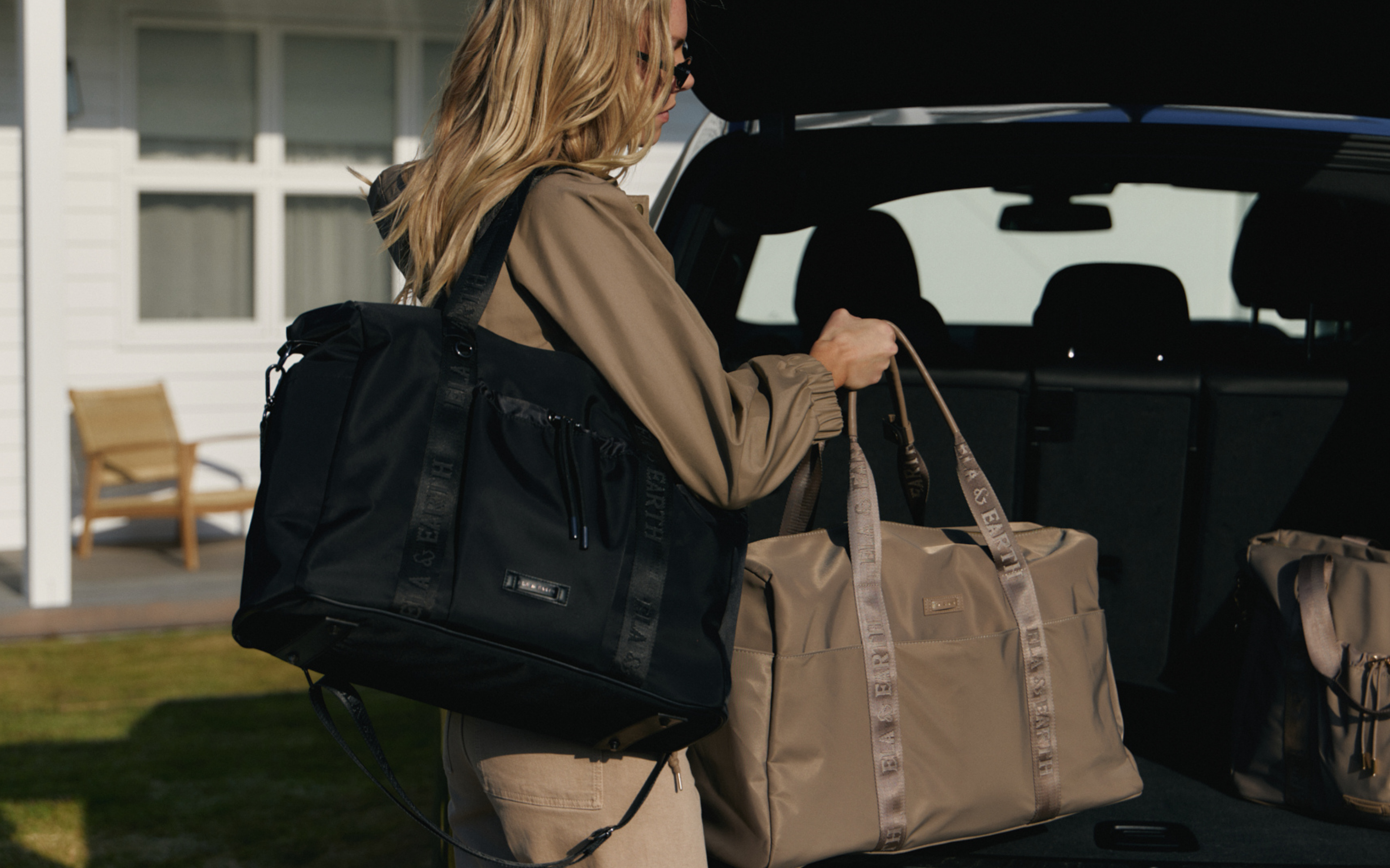 Overnight vs Weekender: Which Odyssey Travel Bag Is Right for You?