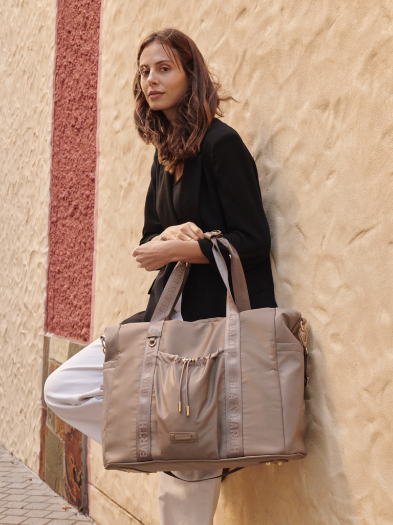 Tote - Oyster With Gold 