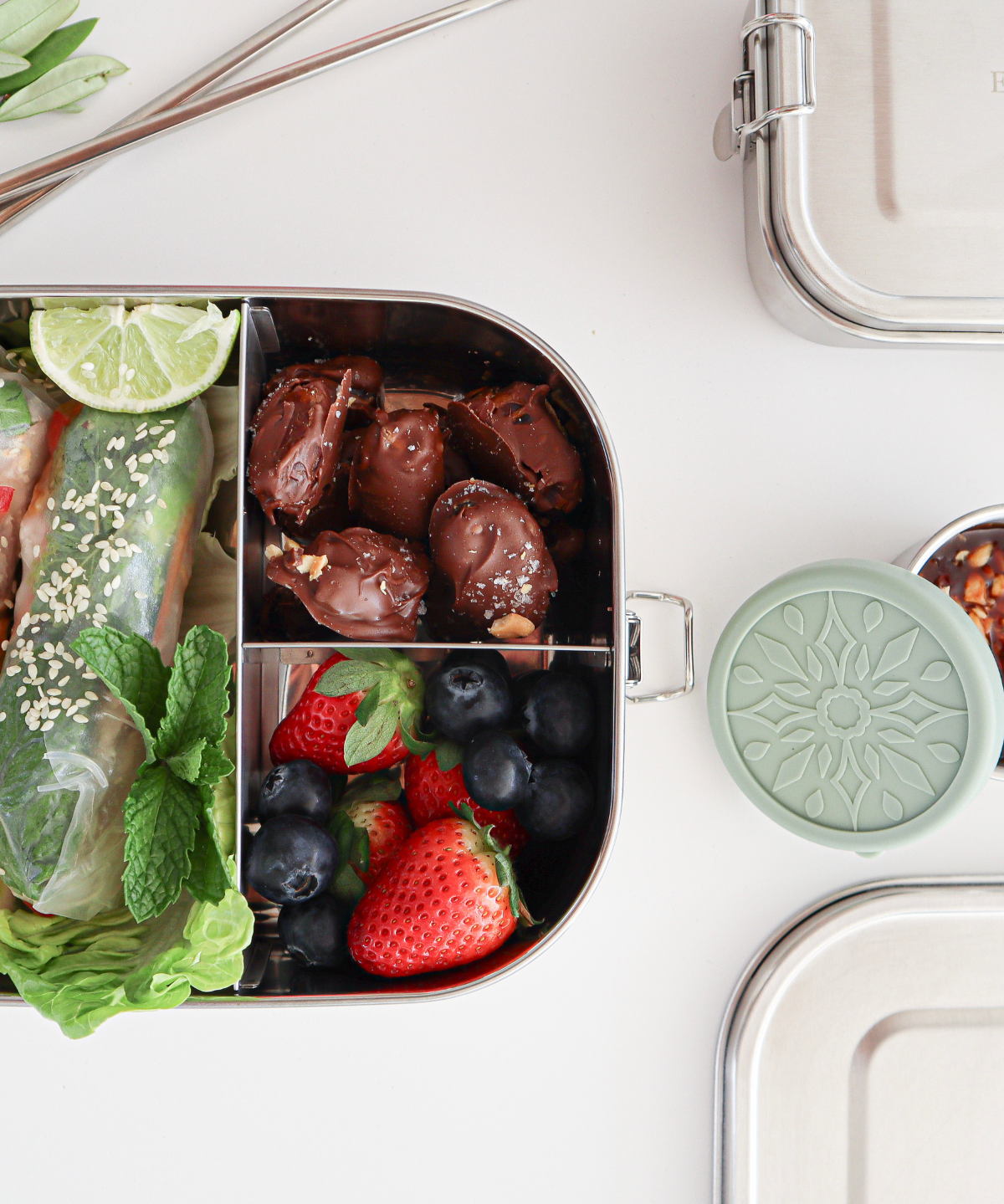 Stainless steel lunch container 