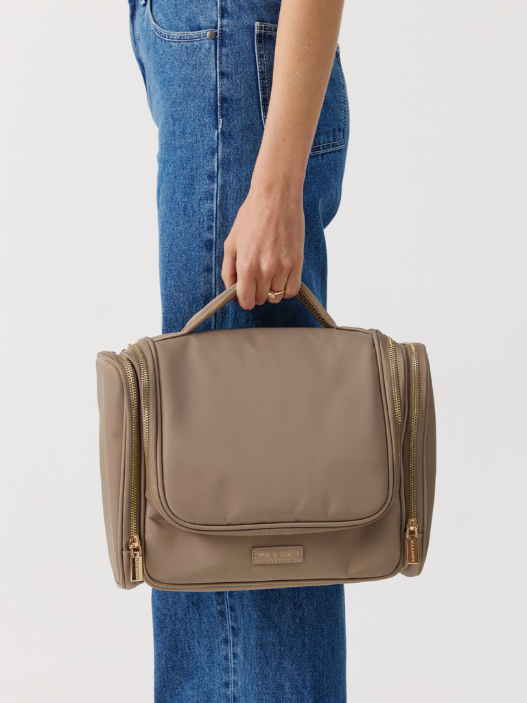 Everyday Toiletry Bag - Beige