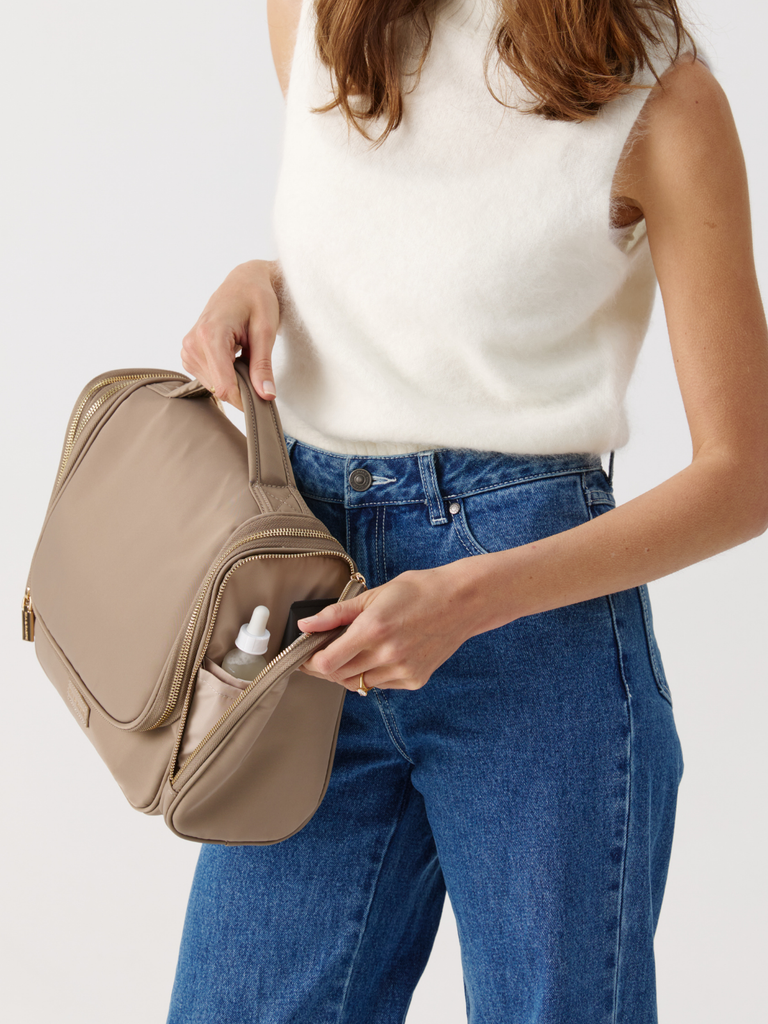 Toiletry Bag With Handle - Beige