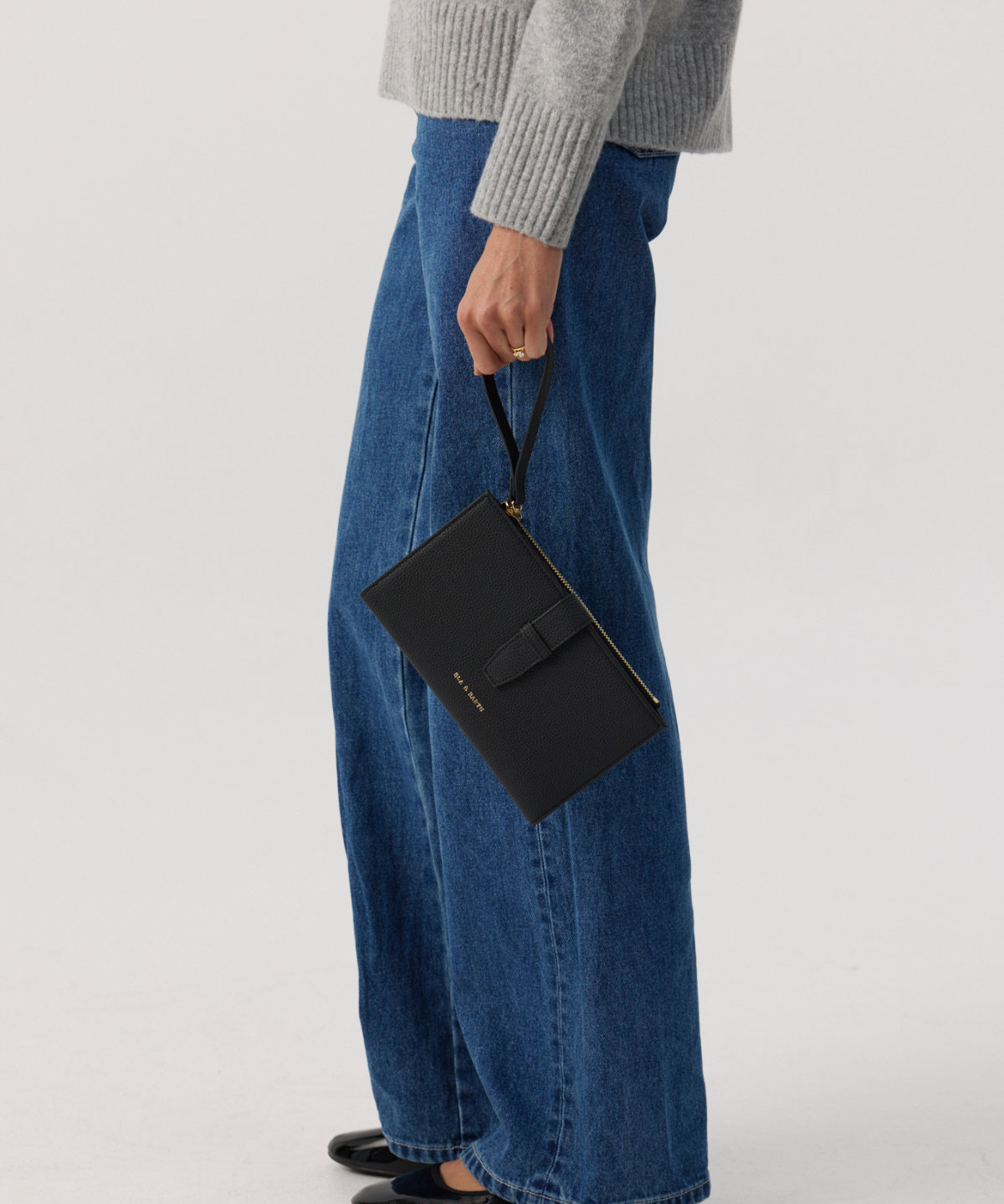 Trending Passport Holder -  Black With Gold 