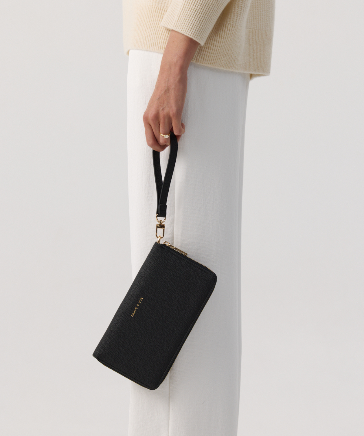 Lightweight Passport Case - Black With Gold 
