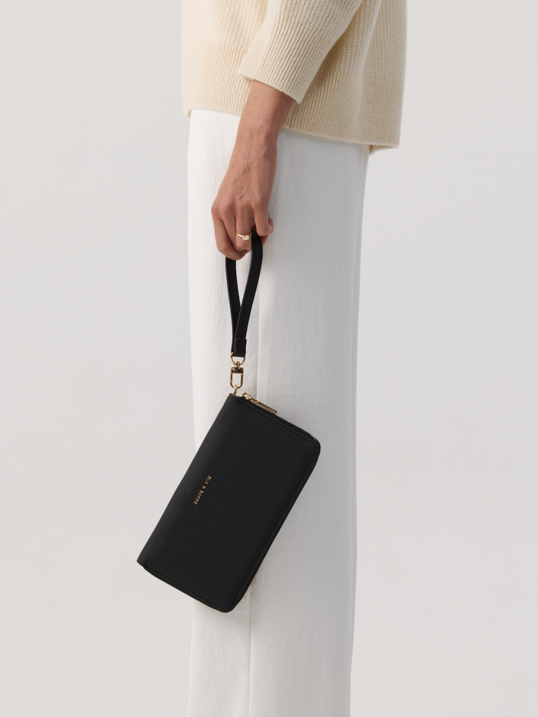 Lightweight Passport Case - Black With Gold 