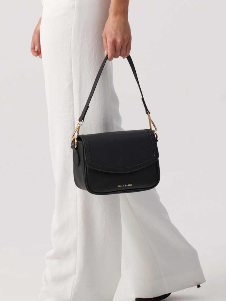 Short strap hand bag - vegan leather