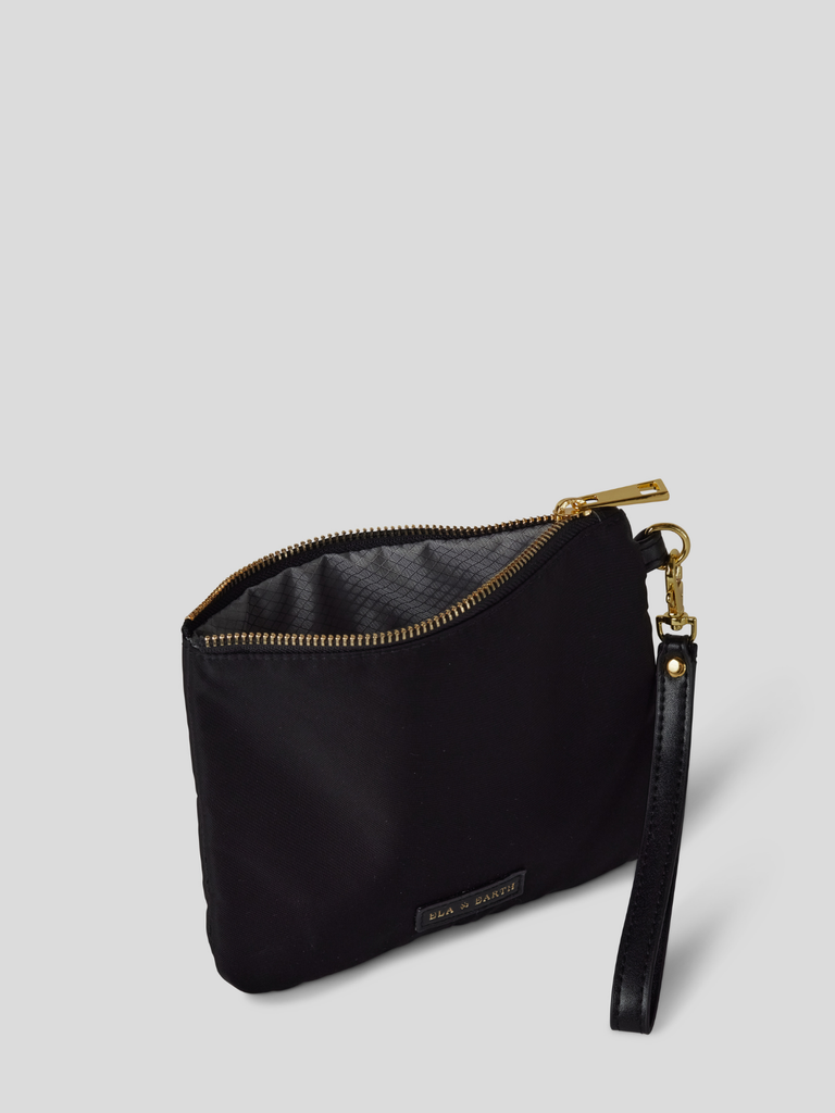 Black Insulated Pouch 