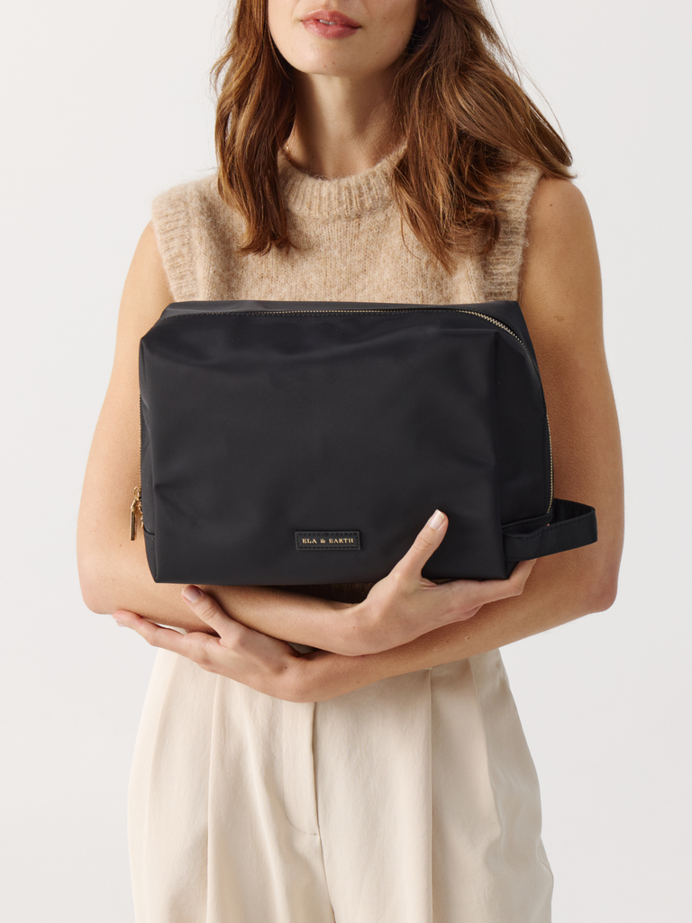 Chic Makeup & Toiletries Pouch - Black With Gold