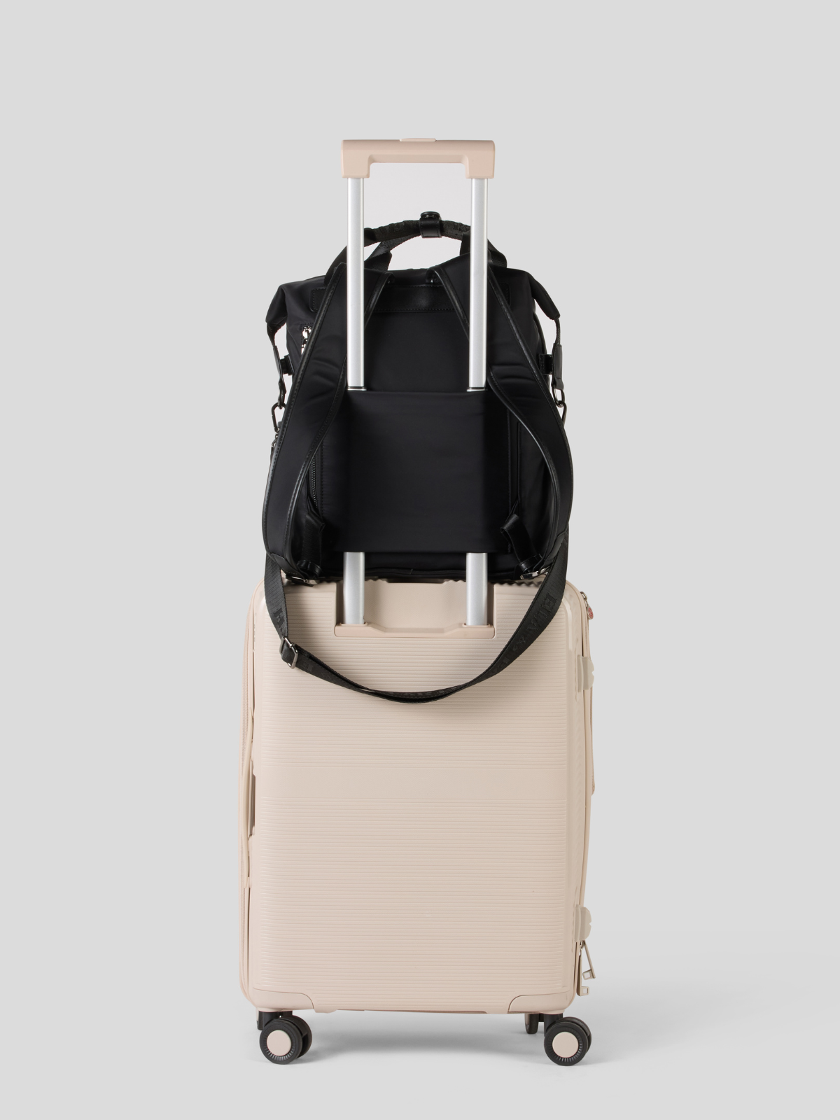 Travel Essential 
