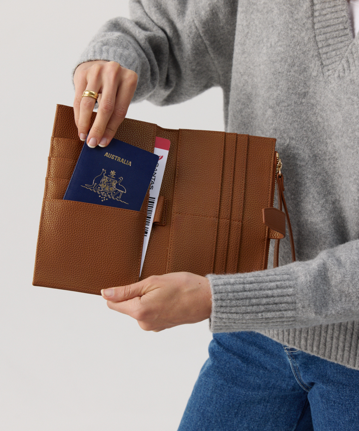 Family Travel Essentials - Caramel 