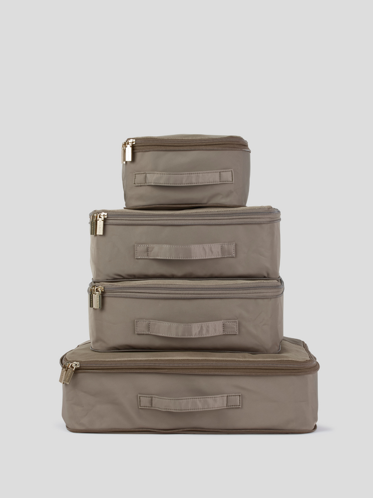 Travel Organisers - Oyster With Gold 