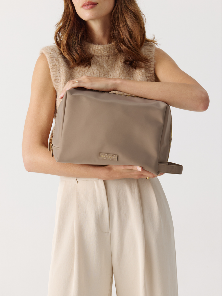 Zippered Toiletry Bag - Beige