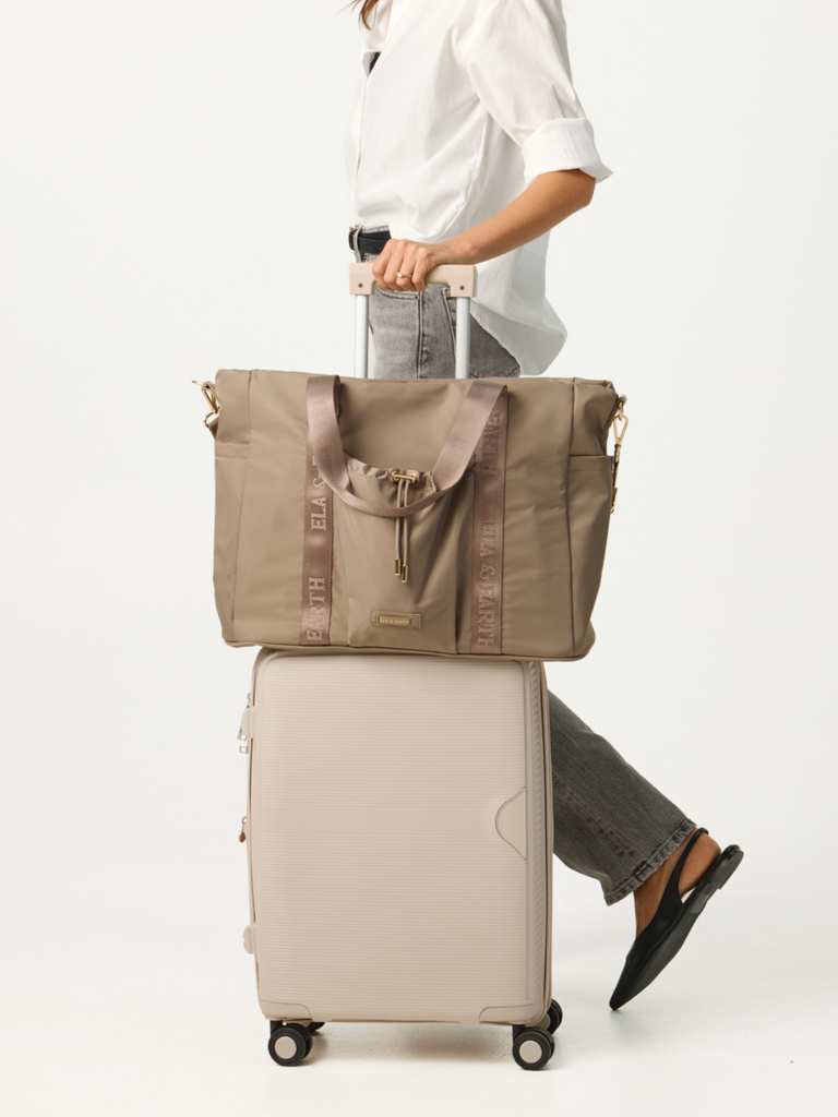 Stylish Travel Bag - Oyster With Gold